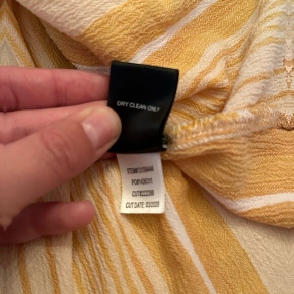 Torrid Yellow Stripe Button Smocked Sleeveless Tank Top Women's Size 1 - Picture 6 of 7